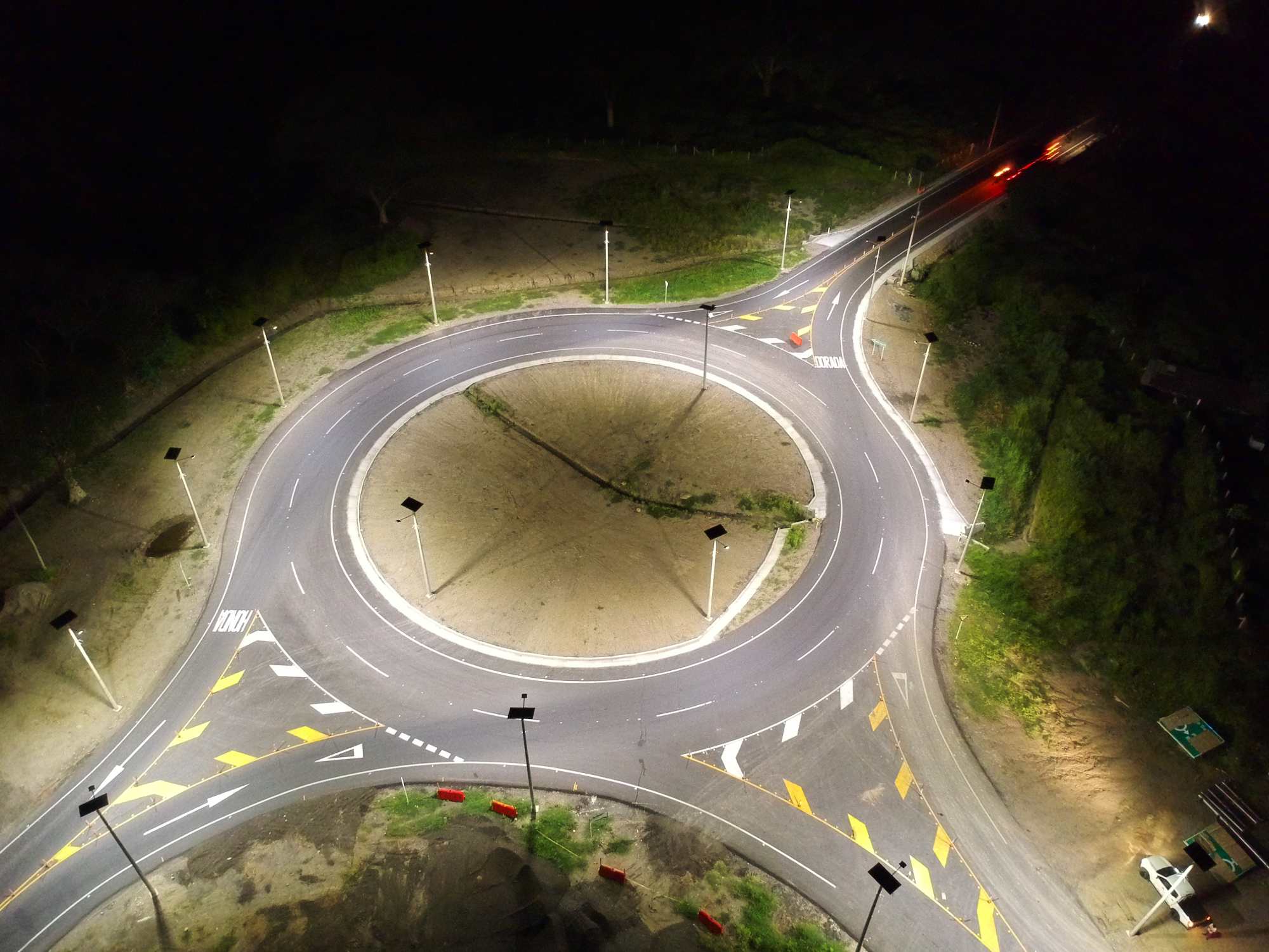 Lampadaire solaire rond point