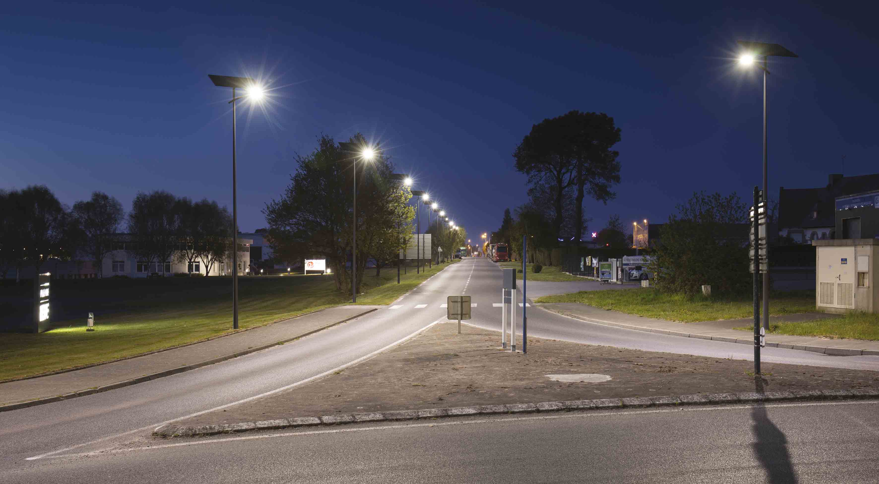 lampadaire solaire route