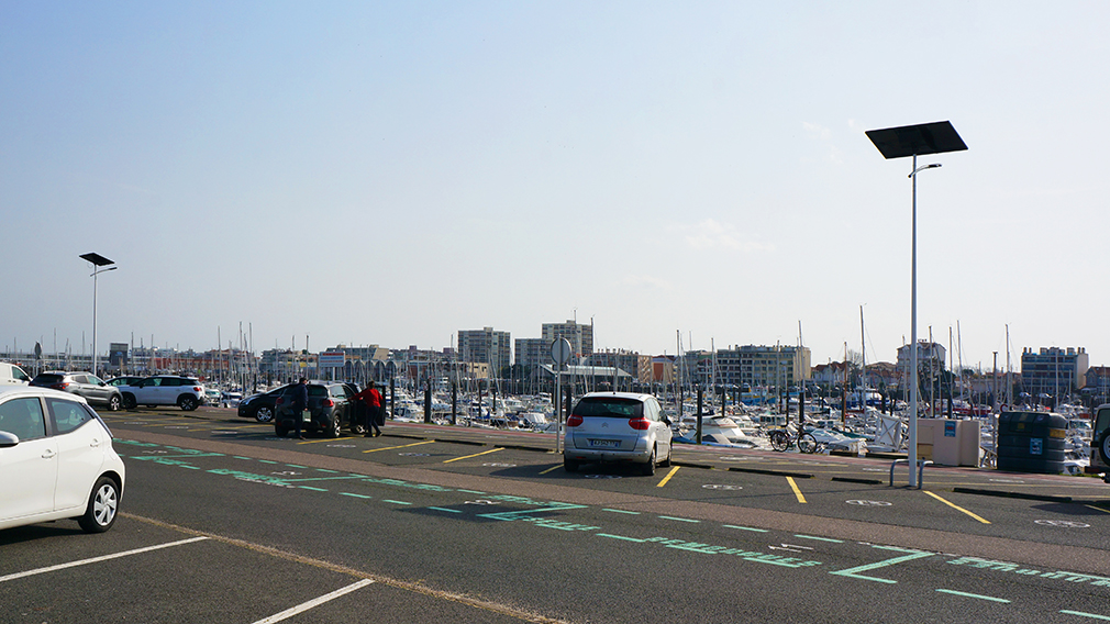 Fonroche Eclairage - Lampadaires solaires autonomes au Port d'Arcachon