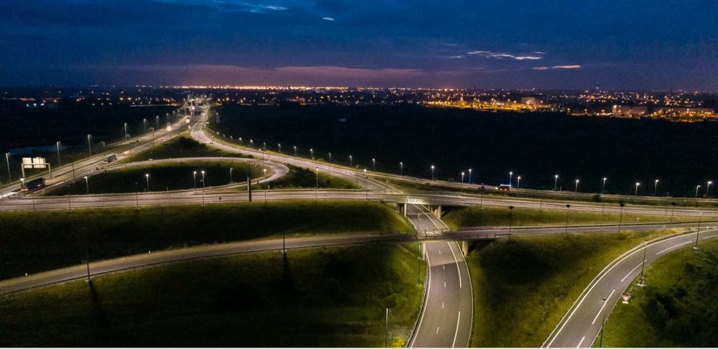 road-public-streetlighting-fonroche