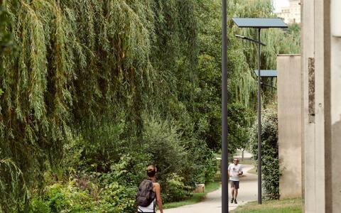Recyclage éclairage public solaire