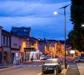Lampadaire-solaire-Agen