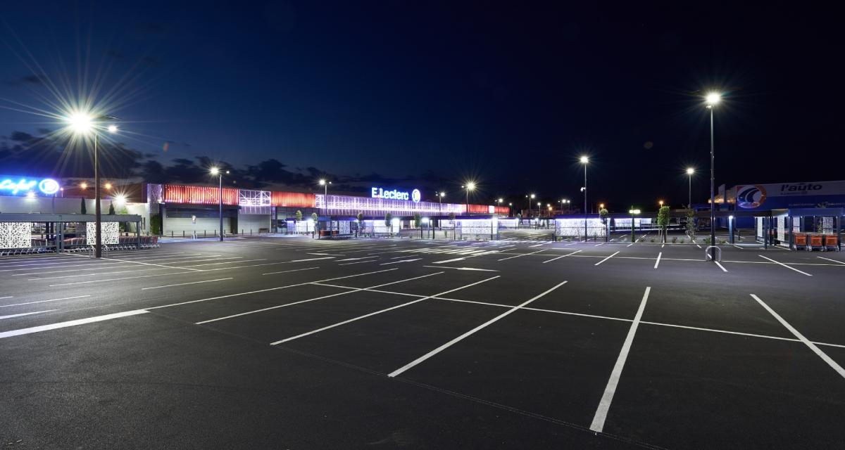 A hypermarket parking lot 100% solar - E.Leclerc, Carcassone