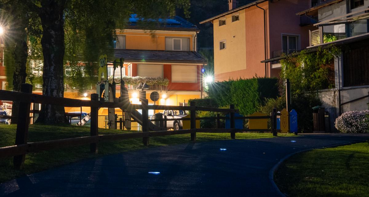 illuminazione del terreno non illuminato a Hône
